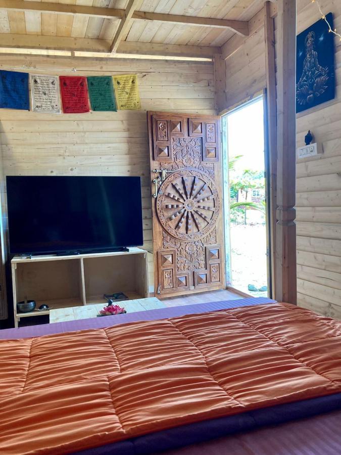 Love Temple Beach Resort Arambol Eksteriør billede