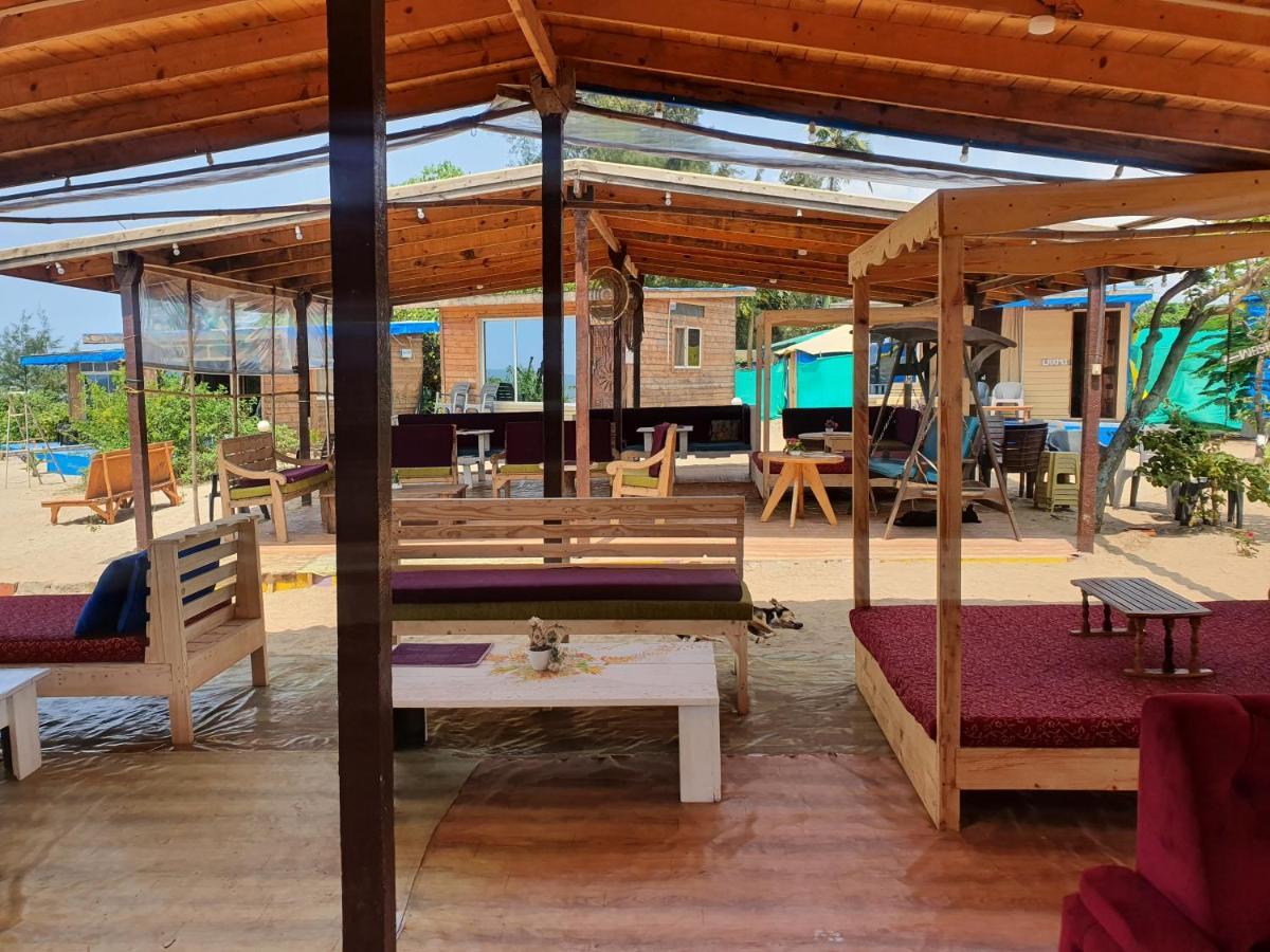 Love Temple Beach Resort Arambol Eksteriør billede