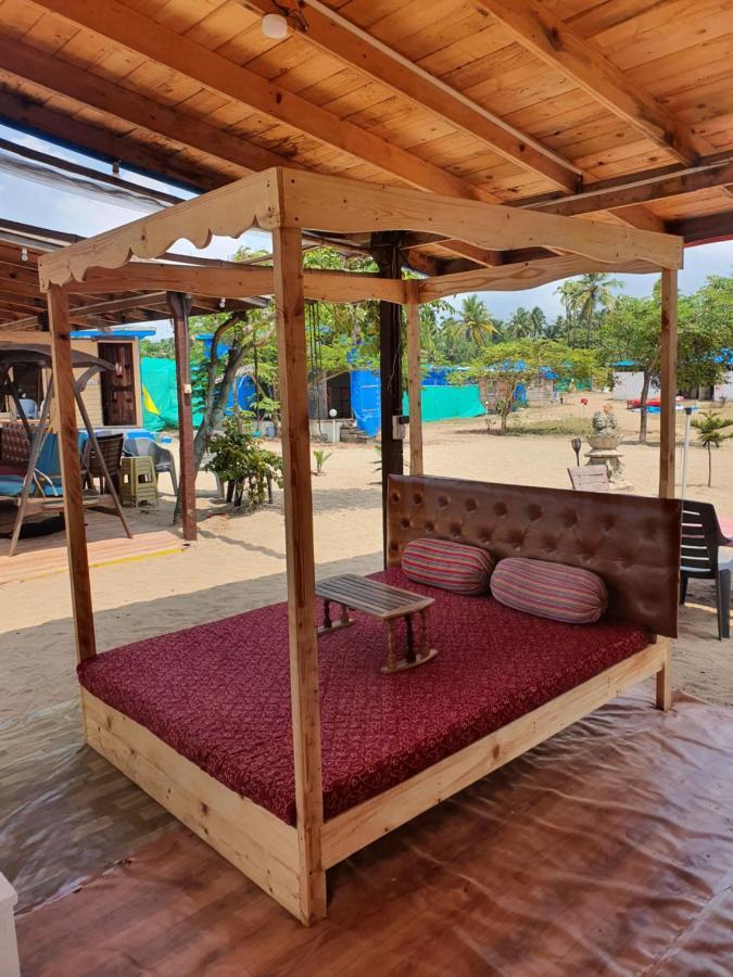 Love Temple Beach Resort Arambol Eksteriør billede