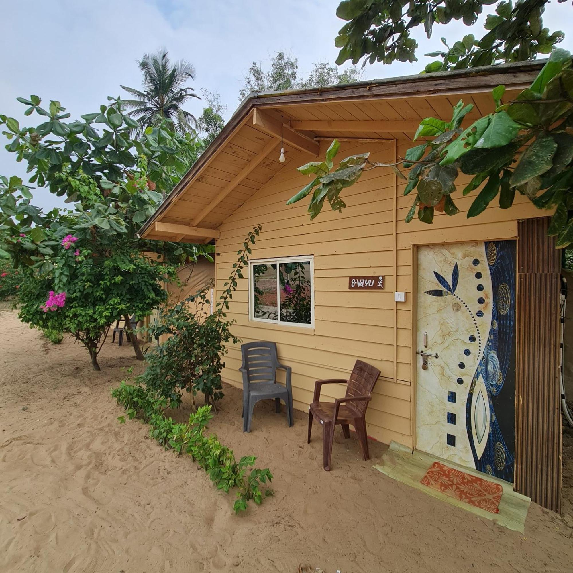Love Temple Beach Resort Arambol Eksteriør billede